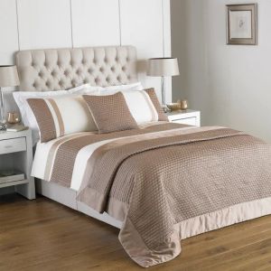 Honeycomb Duvet Cover Set Gold By RIVA