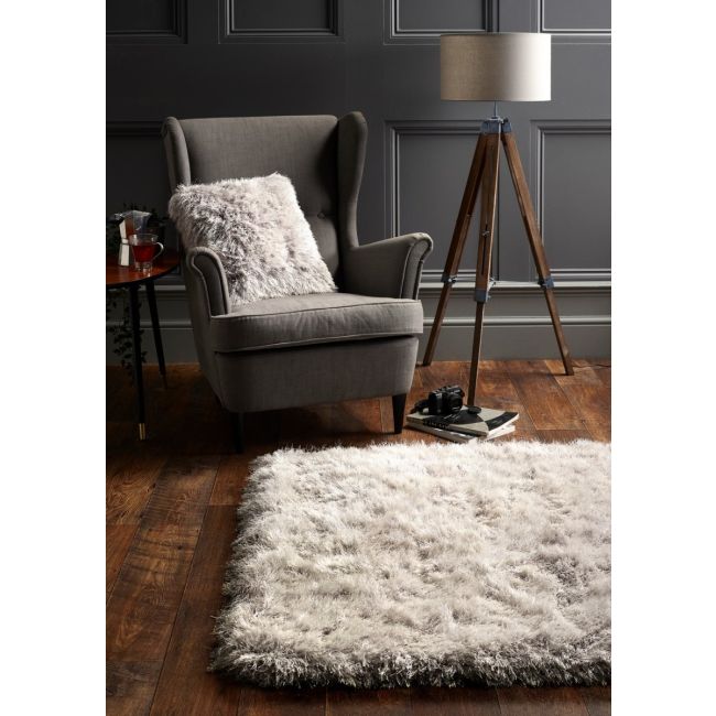 Shaggy Rug 2